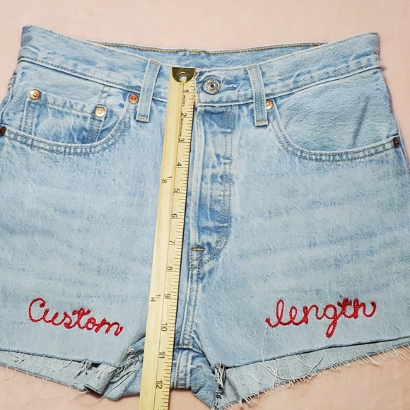 Levi’s 501 denim shorts, size 26 - Picture 5 of 12